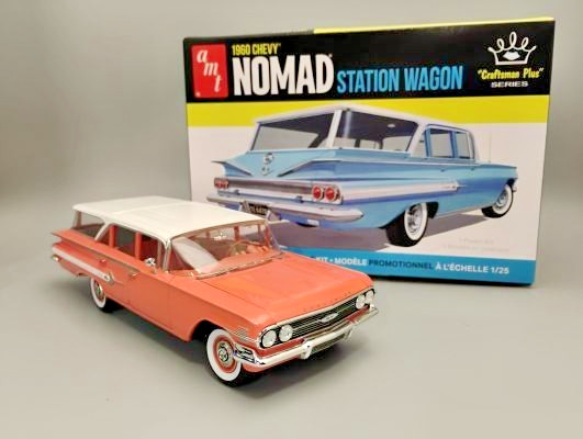 AMT1402 PLASTIC MODEL KIT 1960 CHEVY NOMAD STATION WAGON 1/25 SCALE SEALED BOX
