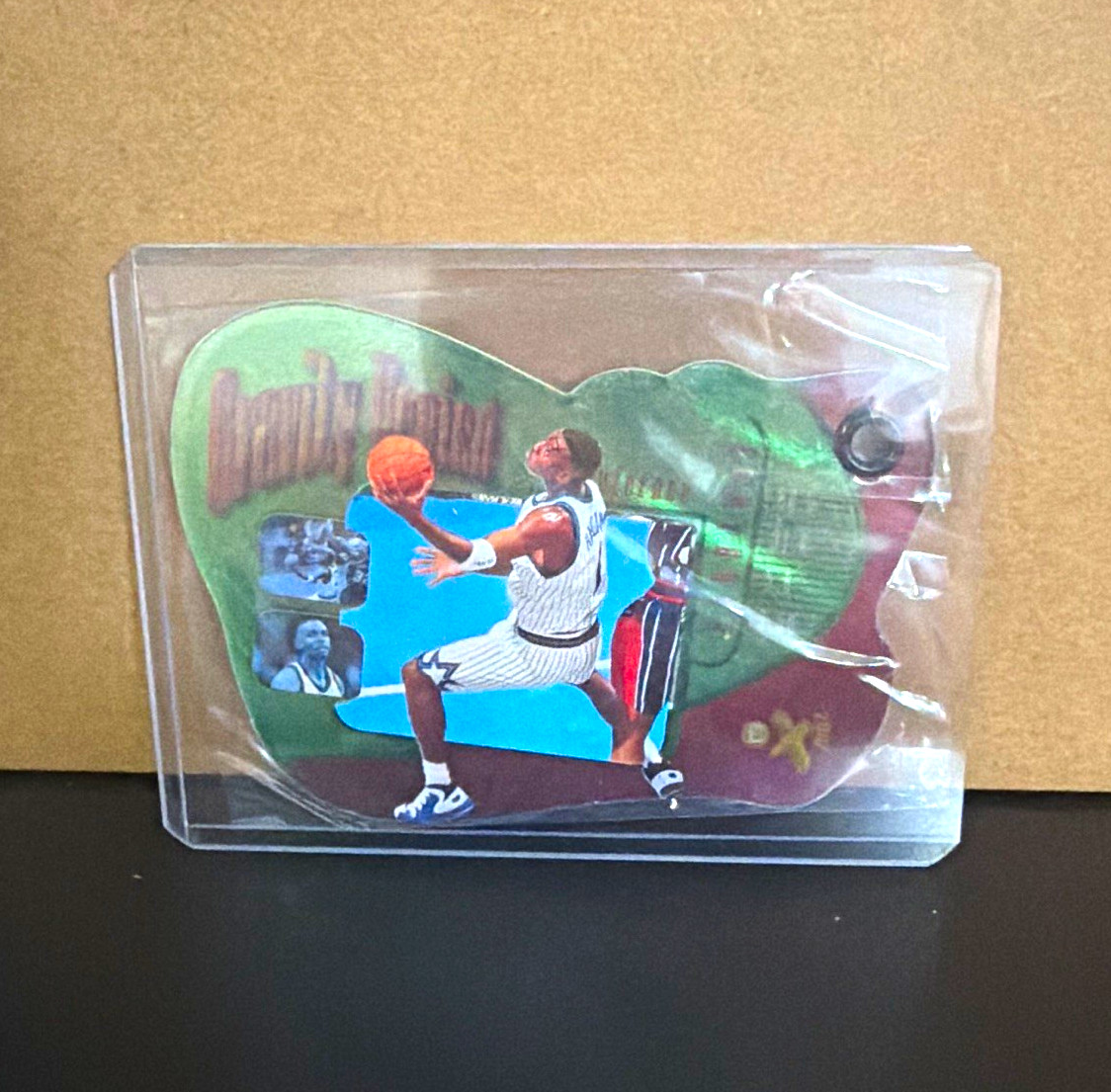 Fleer 1997-98 Skybox EX2001 Gravity Denied Insert Anfernee Hardaway 7 of 20GD Fleer 1997-98 Skybox EX2001 Gravity Denied Insert Anfernee Hardaway 7 of 20GD