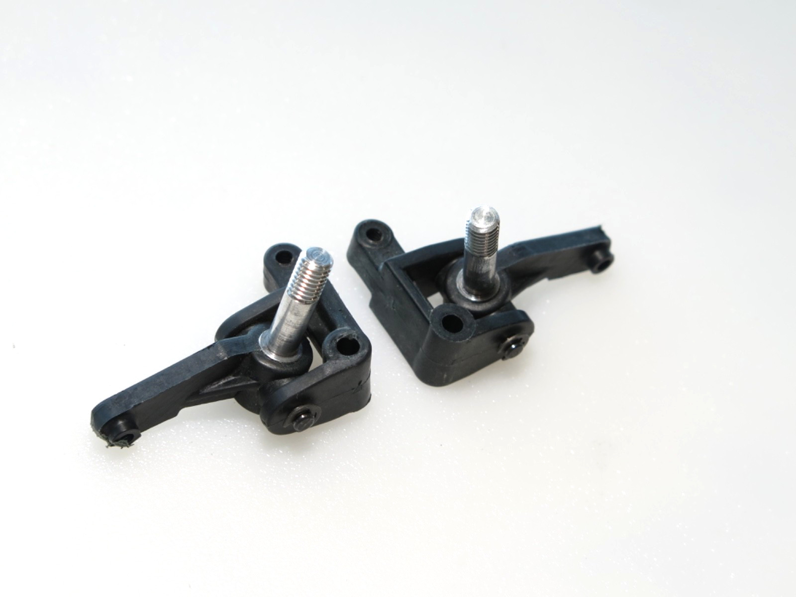L22-3447 VINTAGE TEAM LOSI JRXT TRUCK C-HUBS KNUCKLES AXLES