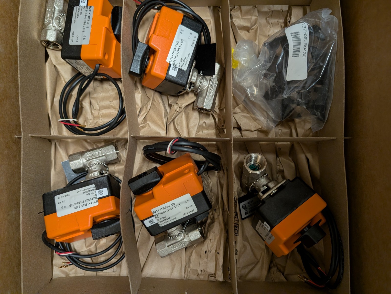 Belimo B211 + TR24-3 US, 24vac 1.9CV B211S2+TR24-3 Valve + Actuator Ships Free Belimo B211 + TR24-3 US, 24vac 1.9CV B211S2+TR24-3 Valve + Actuator Ships Free