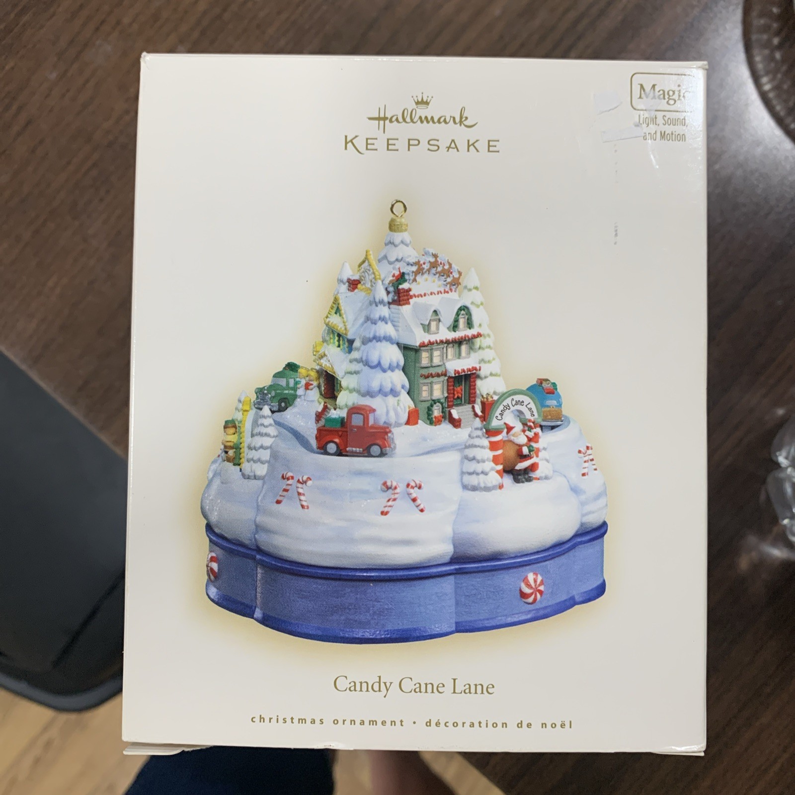 2007 Hallmark Keepsake Candy Cane Lane Magic Ornament 2007 Hallmark Keepsake Candy Cane Lane Magic Ornament
