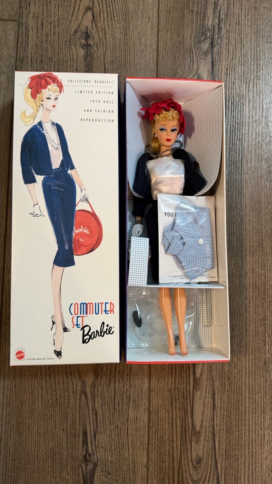 Mattel Commuter Set Barbie Limited 1959 Reproduction 21510 Blonde 1998 Vintage Mattel Commuter Set Barbie Limited 1959 Reproduction 21510 Blonde 1998 Vintage