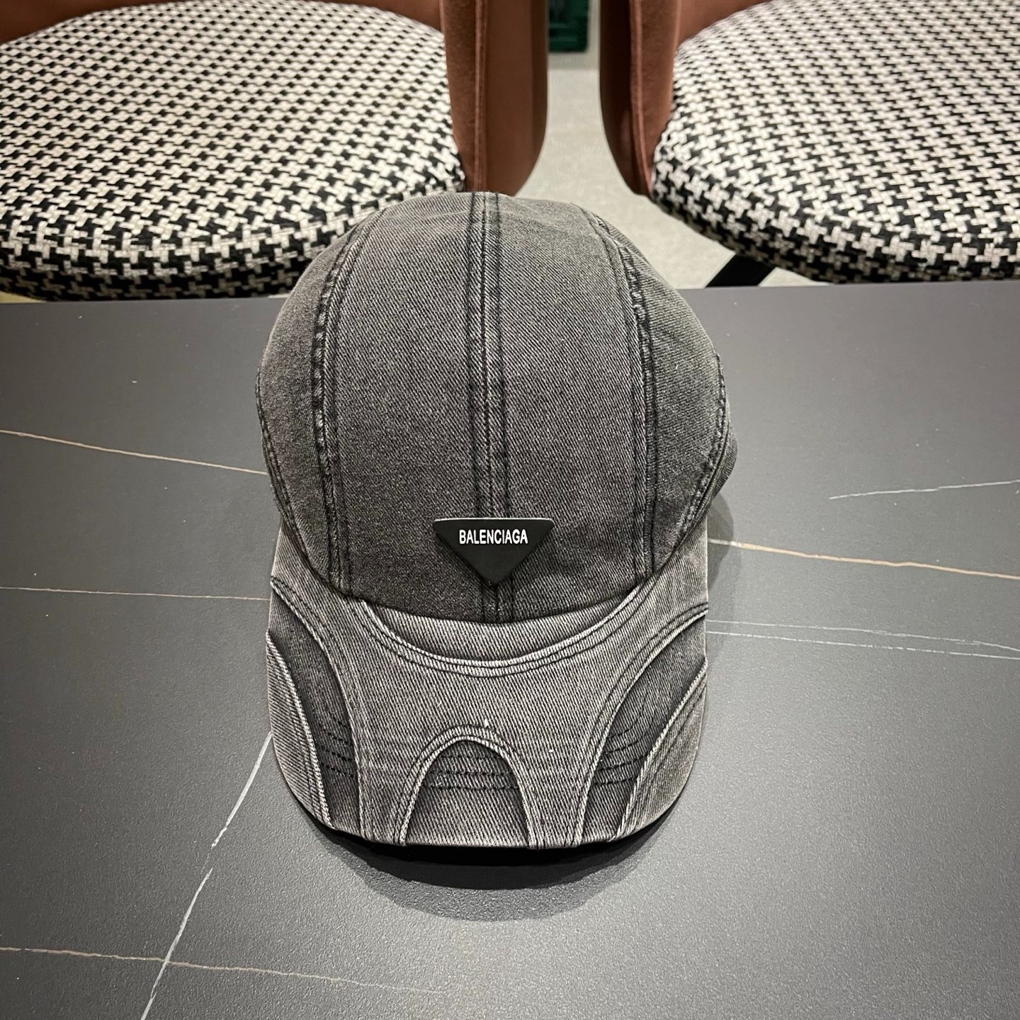 Balenciaga Distressed Unisex Baseball Cap Balenciaga Distressed Unisex Baseball Cap