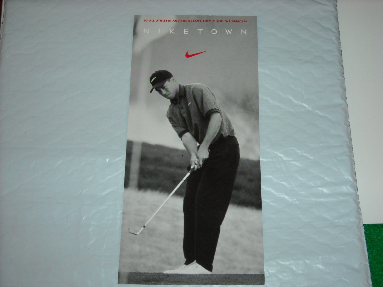 1996 Tiger Woods Niketown Nike Promo Card IN USED CONDITION -*WITH WEAR*-READ 1996 Tiger Woods Niketown Nike Promo Card IN USED CONDITION -*WITH WEAR*-READ