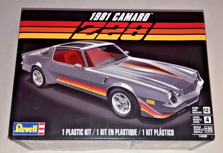 Revell 1981 Chevy Camaro Z28 1:25 scale model car kit 14526 Revell 1981 Chevy Camaro Z28 1:25 scale model car kit 14526