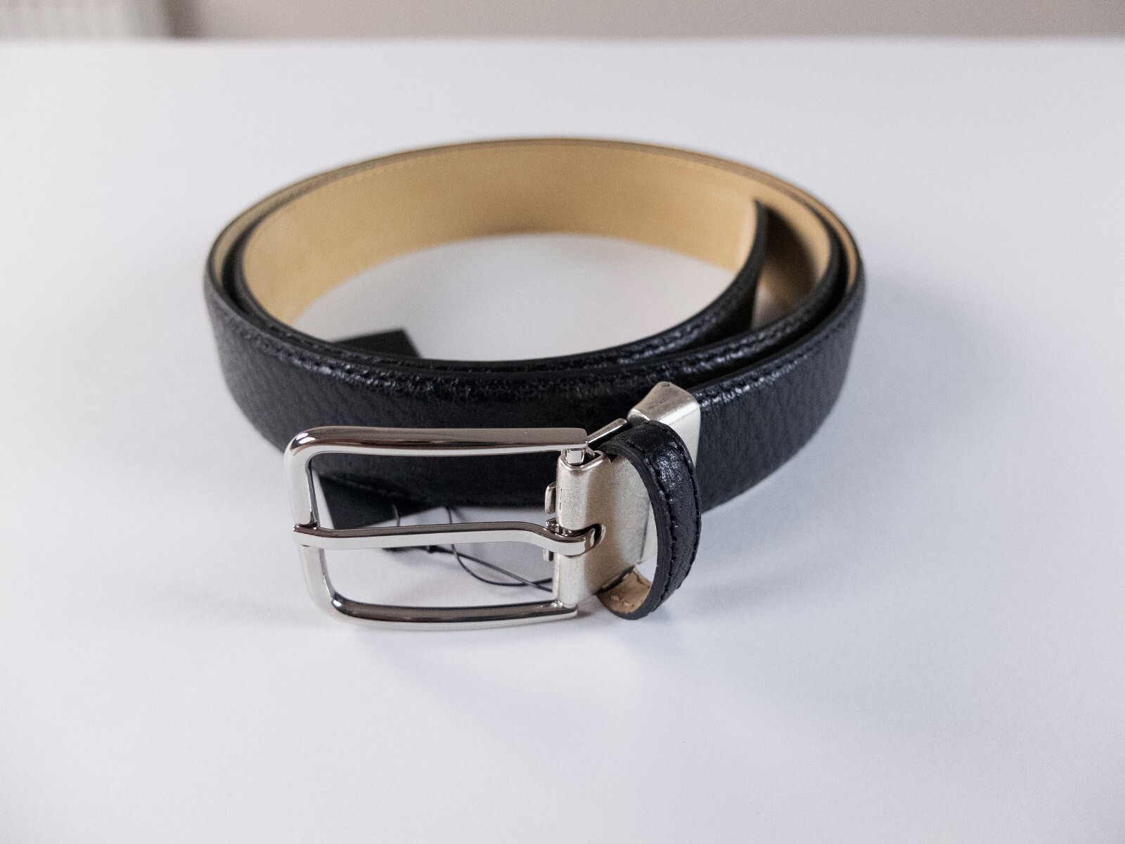 (NO CUSTOMS TAX) PAUL SMITH black grain leather classic belt Size 90 authentic (NO CUSTOMS TAX) PAUL SMITH black grain leather classic belt Size 90 authentic