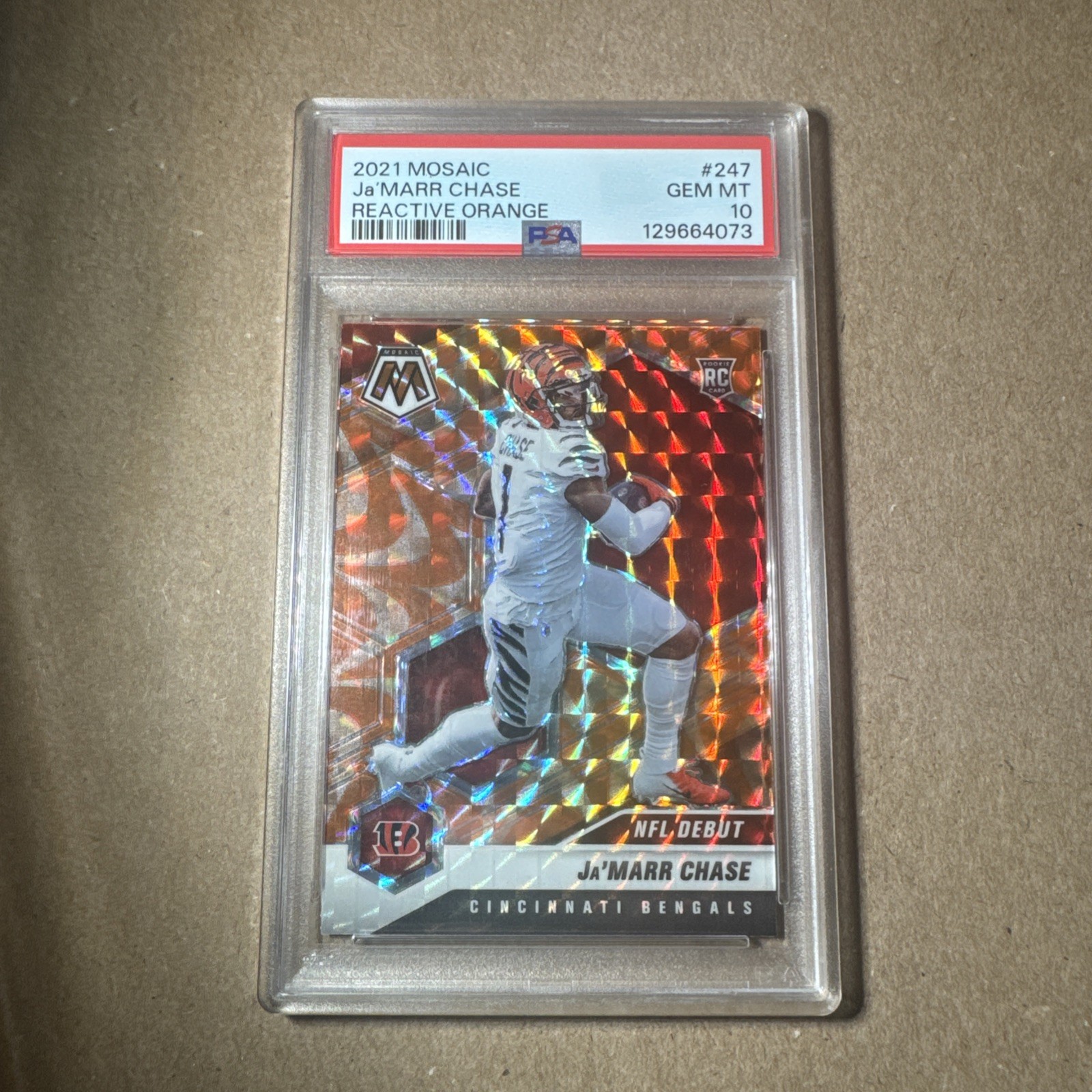 2021 Panini Mosaic - NFL Debut Ja\'Marr Chase #247 Mosaic Reactive Orange Prizm 