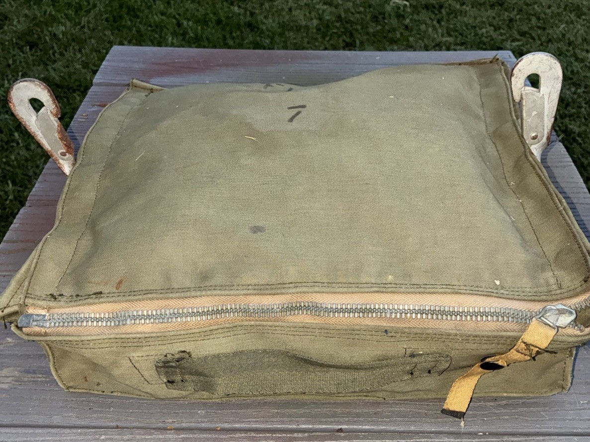 C-2A Life Raft Container WWII USAAF C-2A Life Raft Container WWII USAAF