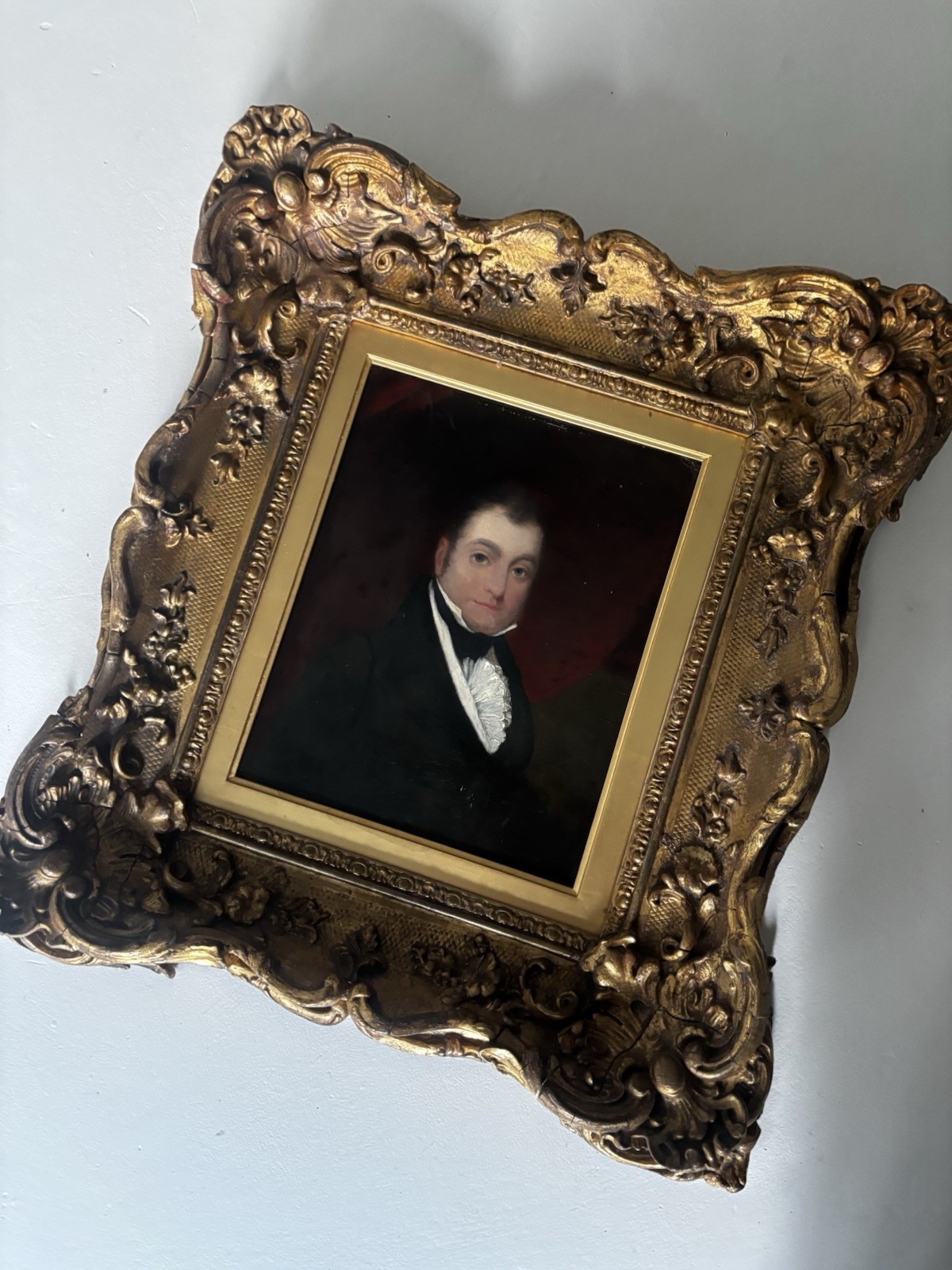 Antique Oil Gentleman Portrait 19th Century British Gold Gilt Wood Ornate Frame Antique Oil Gentleman Portrait 19th Century British Gold Gilt Wood Ornate Frame