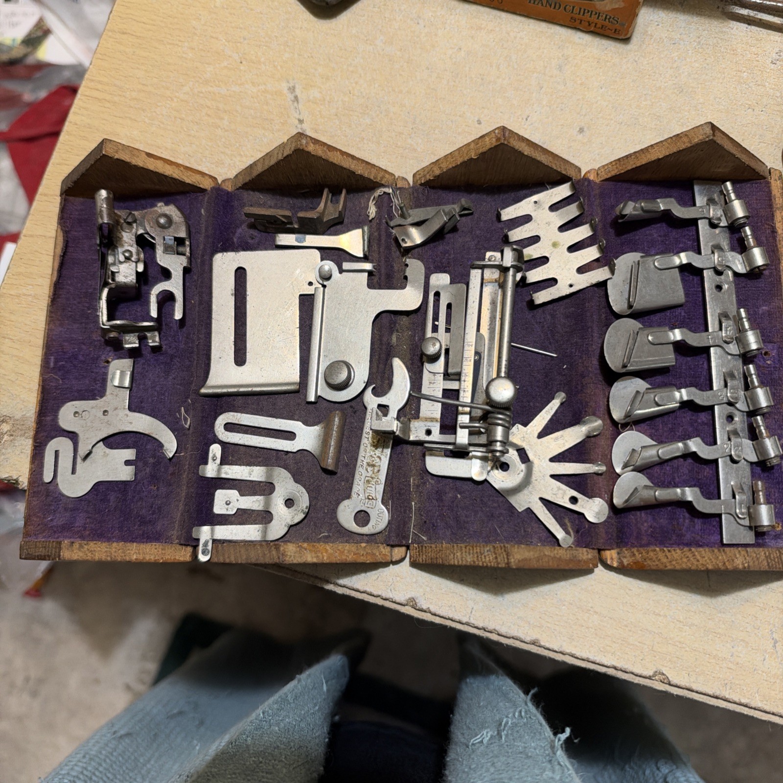 Very Rare Singer Sewing Machine Tool Set in Wooden Puzzle Box Patented 1889