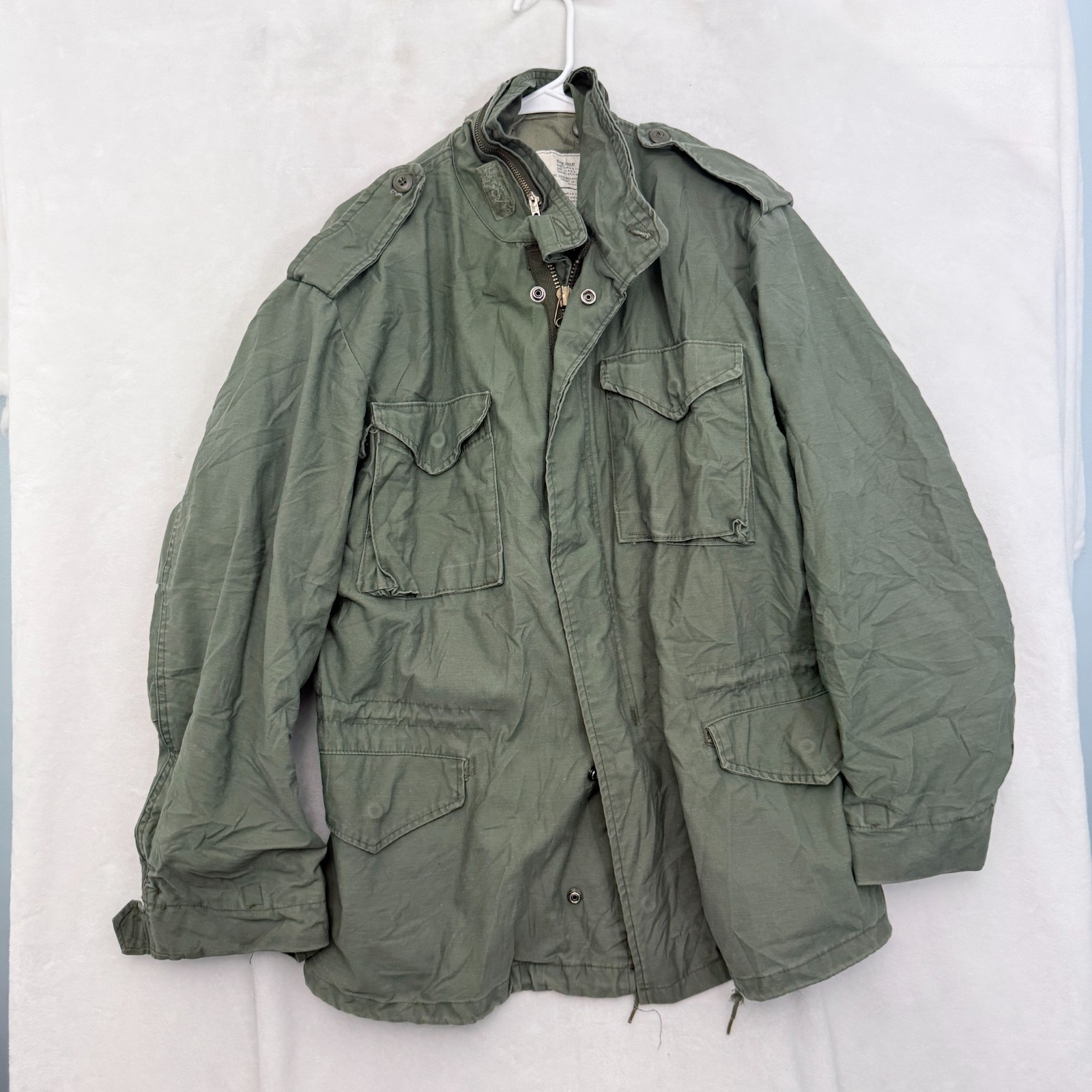 Vintage US Army M65 Jacket Men M Green Full Zip Militray Vietnam Era Made In USA Vintage US Army M65 Jacket Men M Green Full Zip Militray Vietnam Era Made In USA