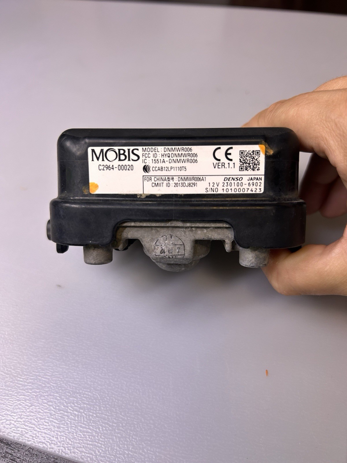 15-17 Hyundai Sonata Front Adaptive Cruise Distance Sensor Radar C2964-00020 OEM