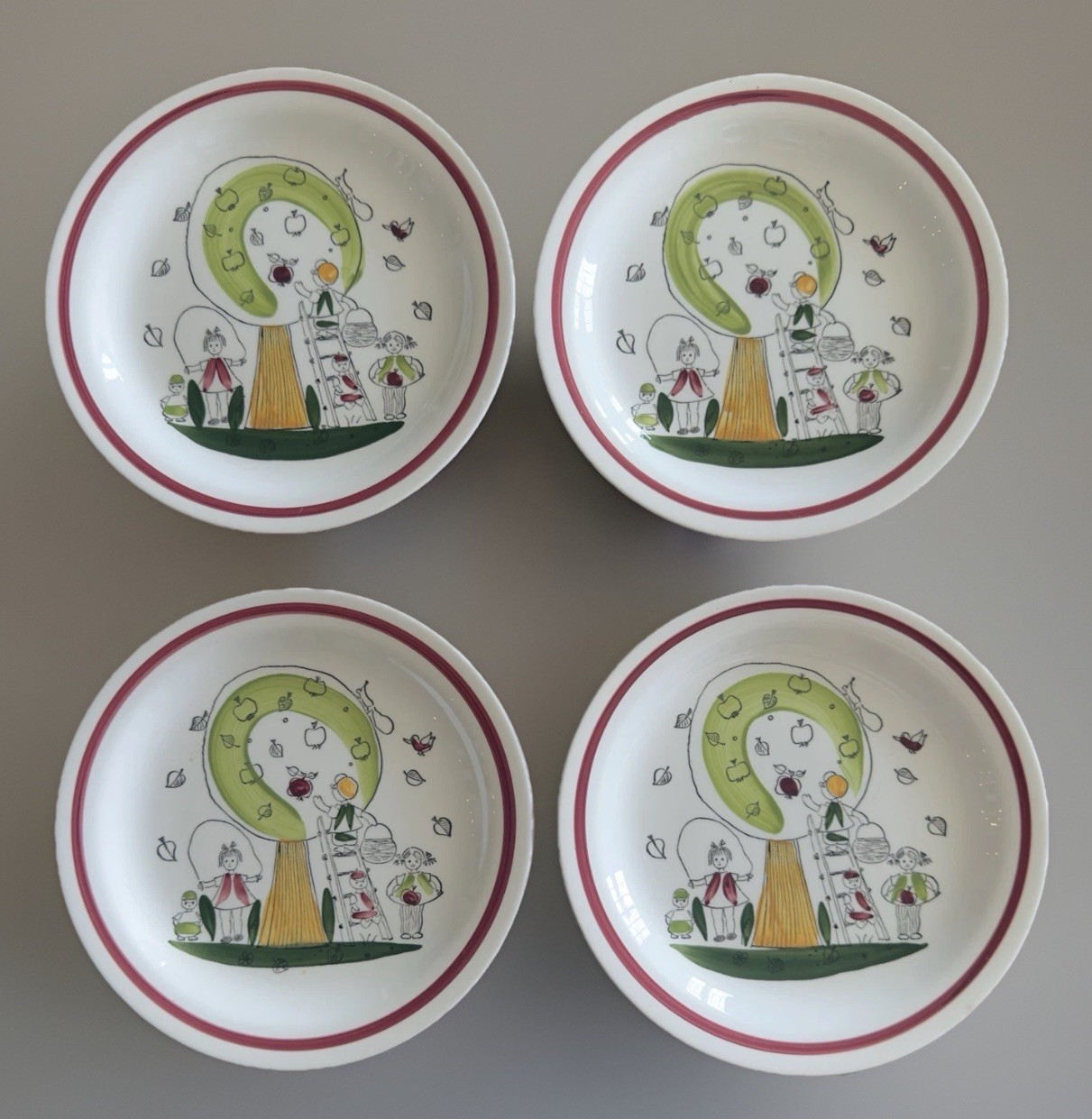 4 Rörstrand Sweden Äppel Päppel Child\'s Plates Apple Tree Vintage Rare Set of 4