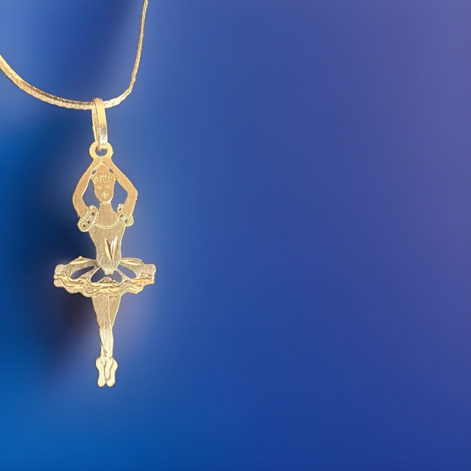 14k Yellow Gold Snake Chain Necklace Ballerina Pendant Spring Ring Clasp