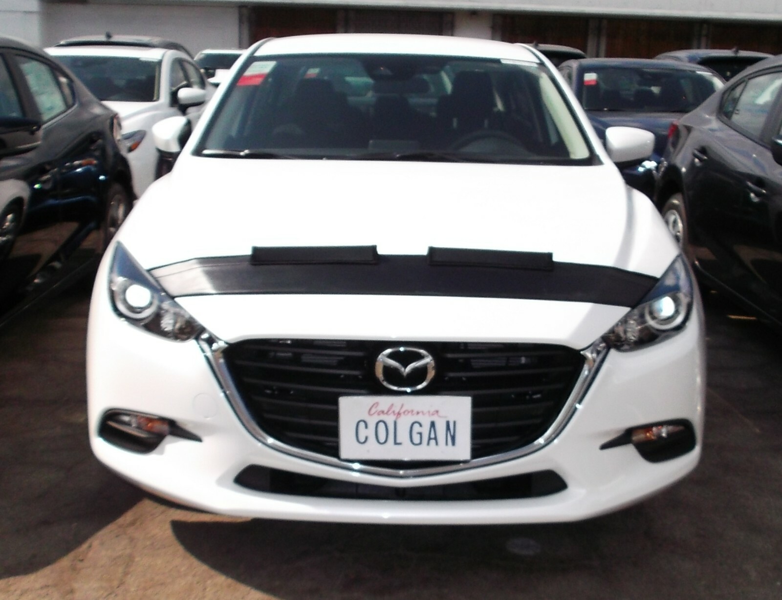 Colgan Premium Sport Hood Bra Mask Fits 2014-2018 Mazda 3 Colgan Premium Sport Hood Bra Mask Fits 2014-2018 Mazda 3