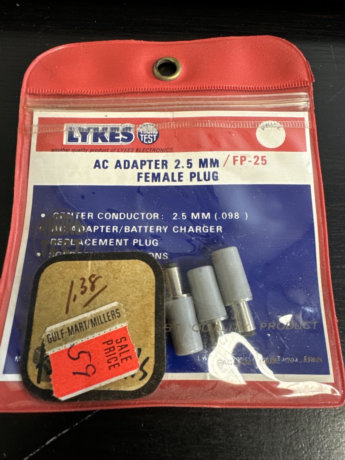 Lykes Vintage Electronics AC Adapter 2.5 MM / FP -25 Female Plug Lykes Vintage Electronics AC Adapter 2.5 MM / FP -25 Female Plug