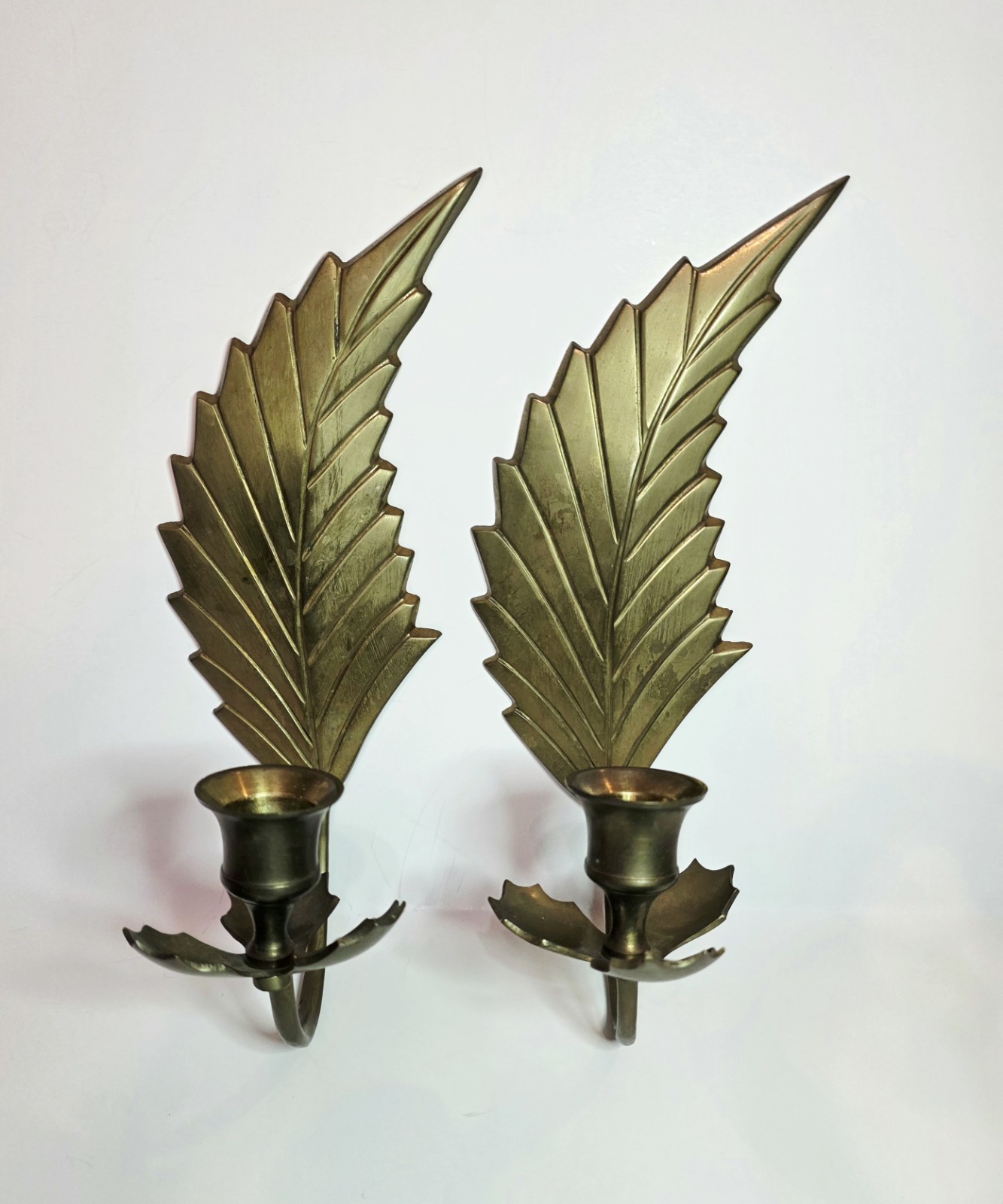 Vintage Pair Of 2 Brass Wall Mount Candle Holders Feather Holly Leaf Design
