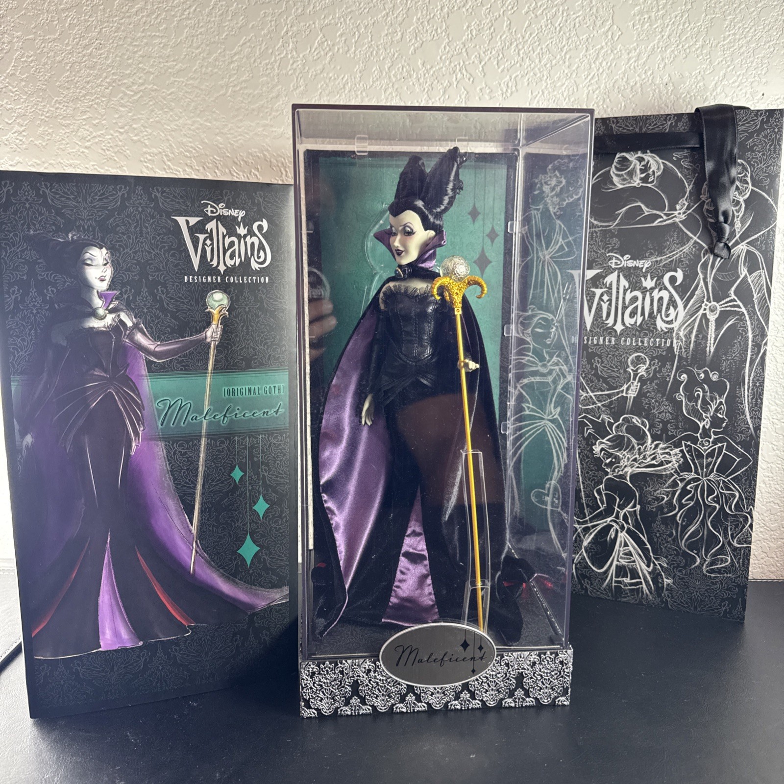 Disney Villains Designer Collection Maleficent Doll LE #8273/13000 w/ Sleeve&Bag
