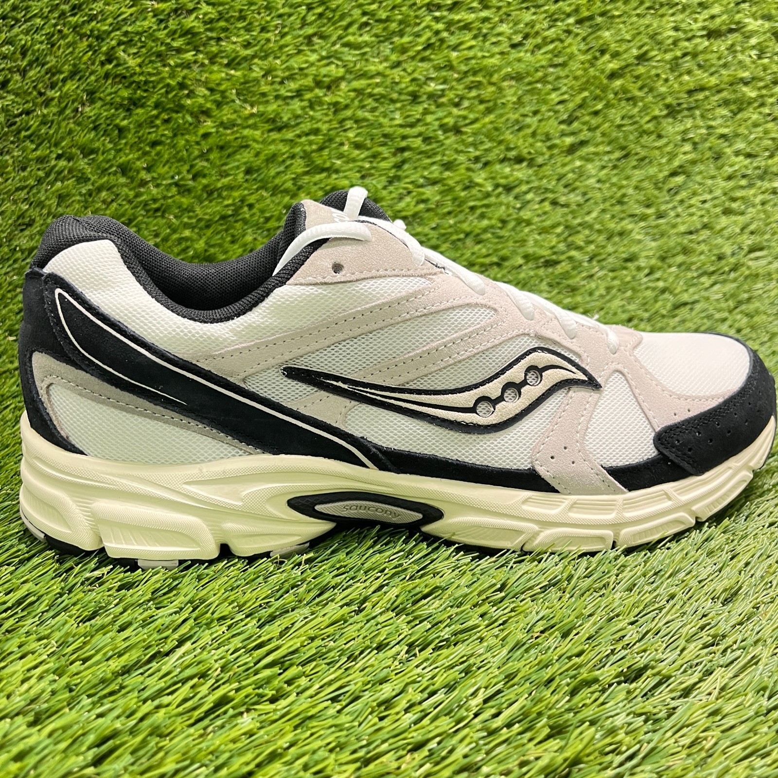 Saucony Grid Ride Millennium Mens Size 11 White Athletic Running Shoes Sneakers
