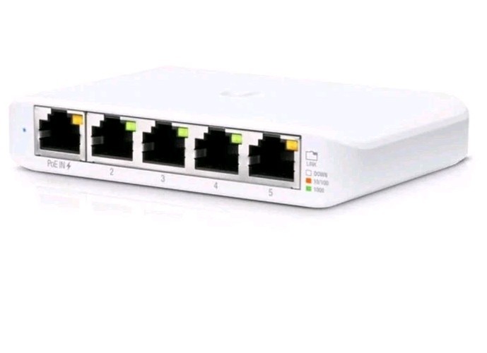 Ubiquiti Networks (USW-Flex-Mini) 5 Port Standalone Ethernet Switch Ubiquiti Networks (USW-Flex-Mini) 5 Port Standalone Ethernet Switch