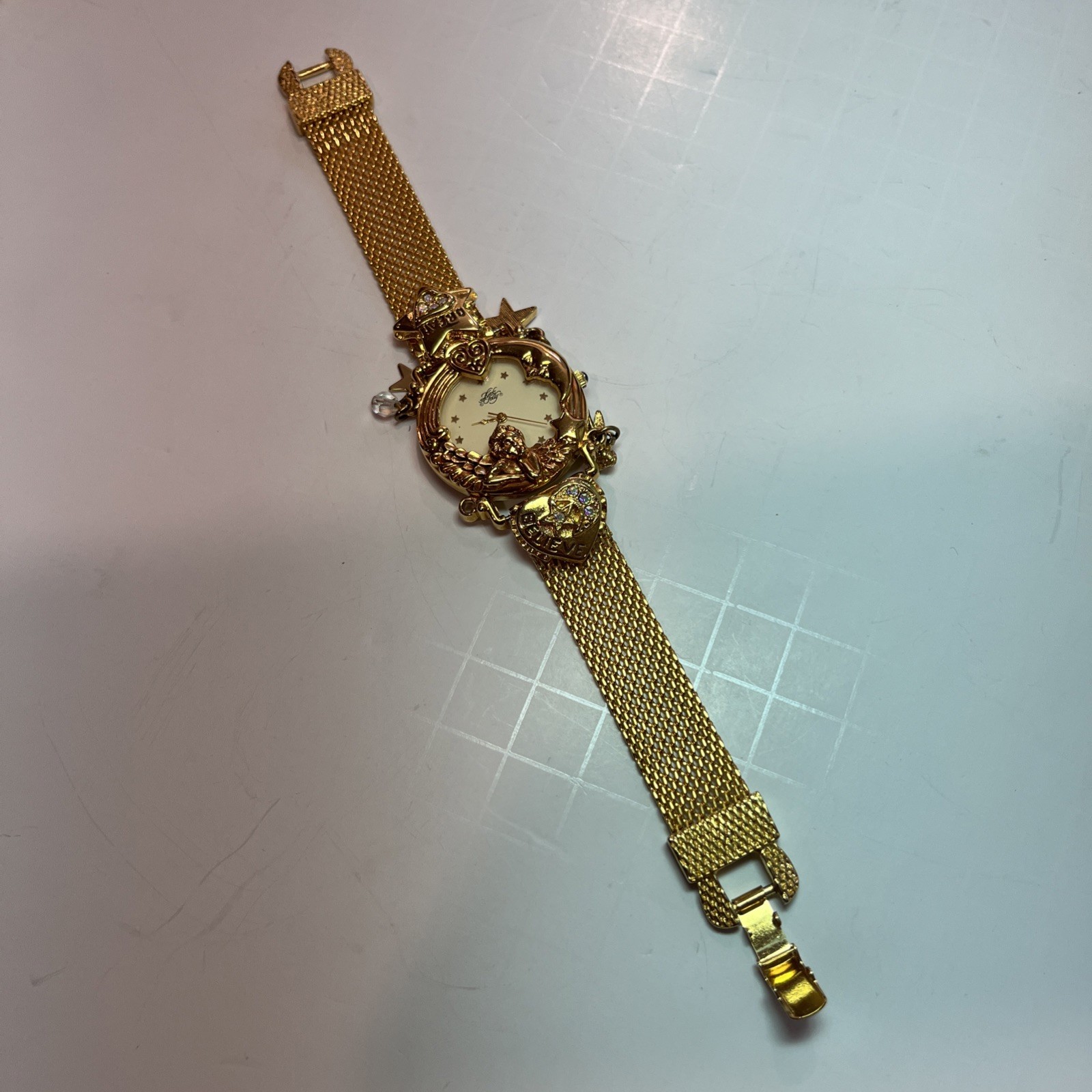 Vintage Kirk’s Folly Watch angel Time. 1994/ 15th anniversary needs battery Vintage Kirk’s Folly Watch angel Time. 1994/ 15th anniversary needs battery