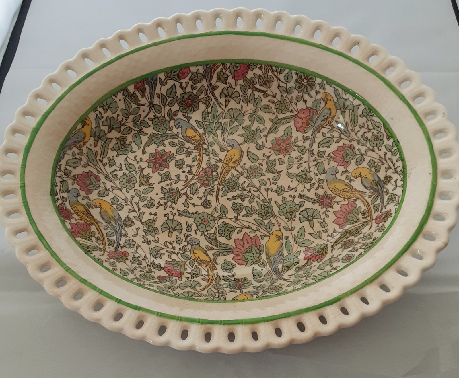 VTG Royal Doulton Persian Chintz 11x9x2 ovl reticulated serving bowl