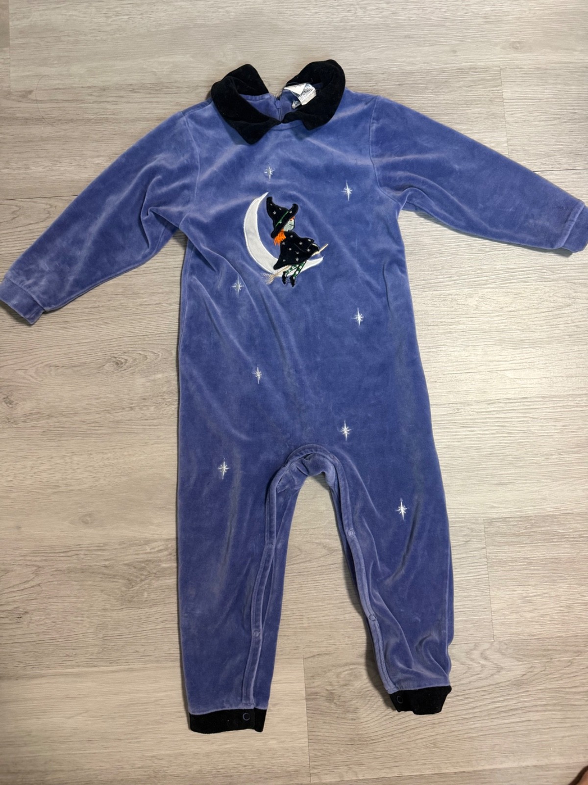 vintage/Y2K-era Puddles n\' Bubbles velour one-piece romper in a toddler size 4T