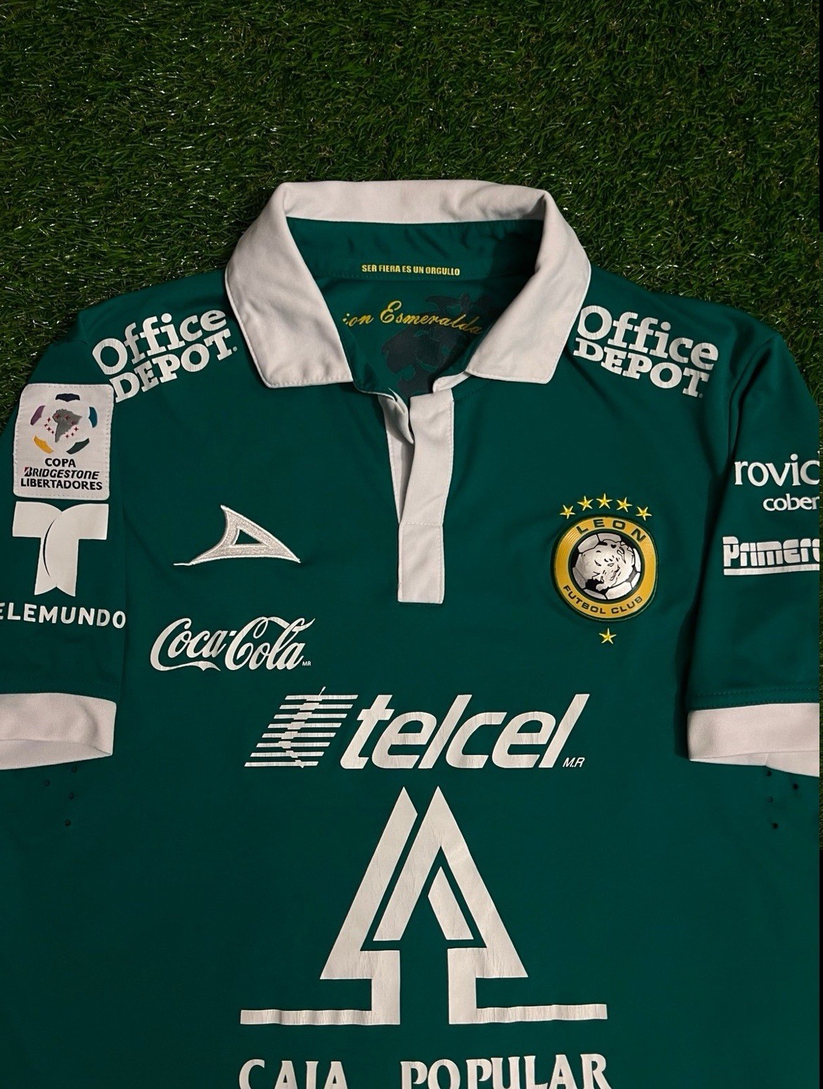 Authentic PIRMA SHORT SLEEVE Club Leon FC Copa Libertadores Jersey Size Medium