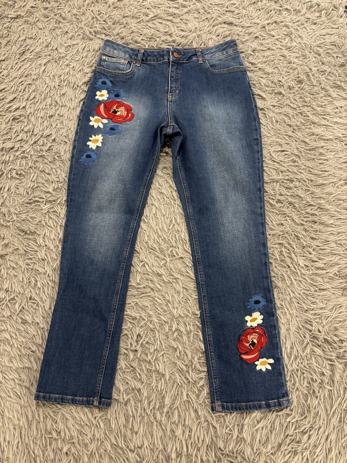Boden The Cavendish Girlfriend Ankle Jeans Embroidered Artisan UK 14R US 10R Boden The Cavendish Girlfriend Ankle Jeans Embroidered Artisan UK 14R US 10R