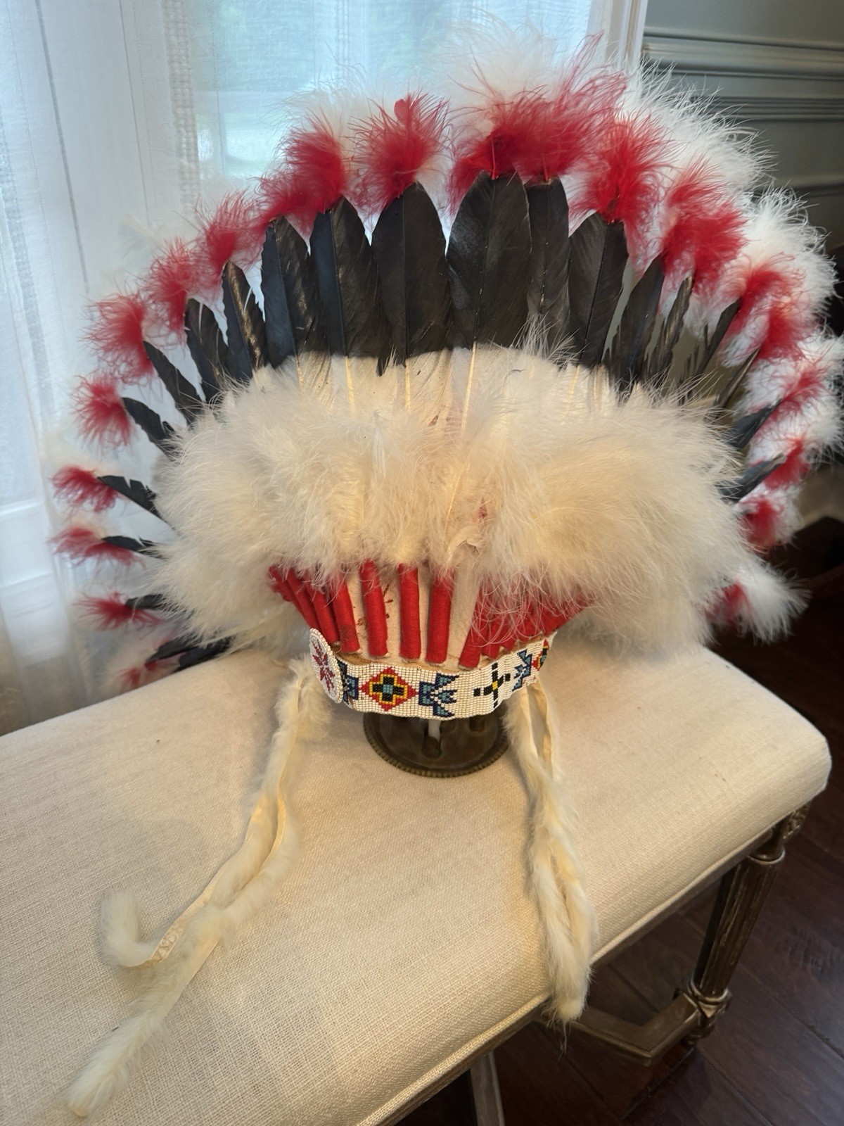 Vintage Native American Indian Feathered Real Ceremonial Headdress Vintage Native American Indian Feathered Real Ceremonial Headdress