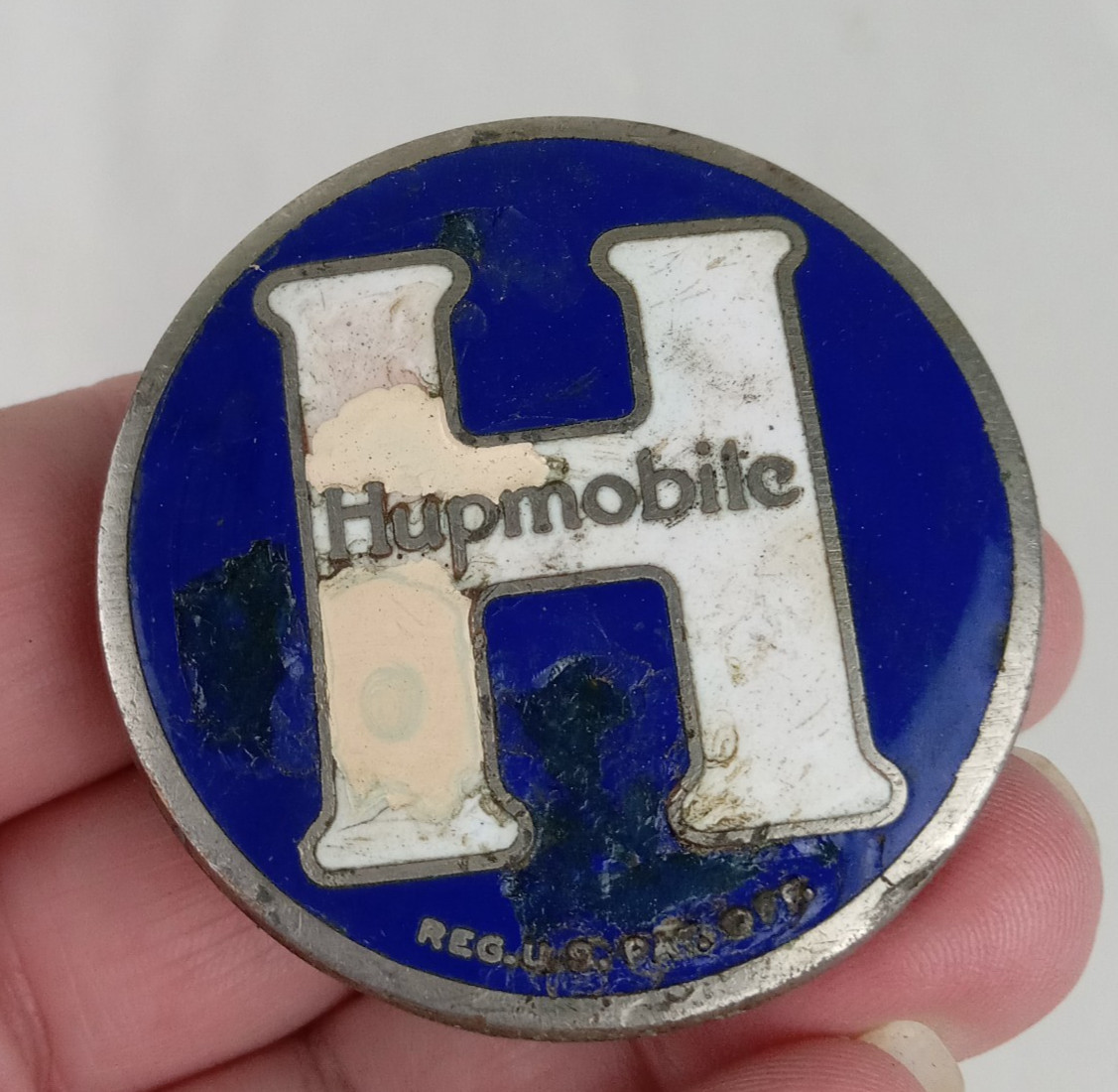 Original OEM 1918-1925 HUPMOBILE MODEL R RADIATOR GRILL BADGE EMBLEM VERY RARE