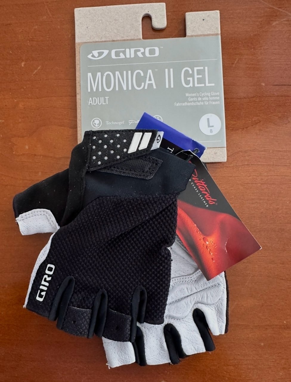 Giro Women's Monica II Gel Cycling Gloves, (Small and Large), New Giro Women's Monica II Gel Cycling Gloves, (Small and Large), New