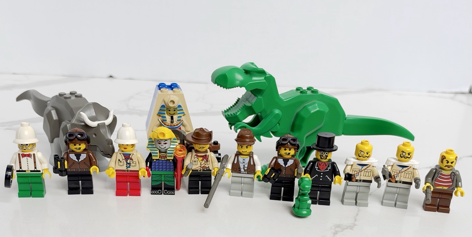 Vintage Lego Johnny Thunder Adventurers Minifigure LOT of 14 **INCOMPLETE**