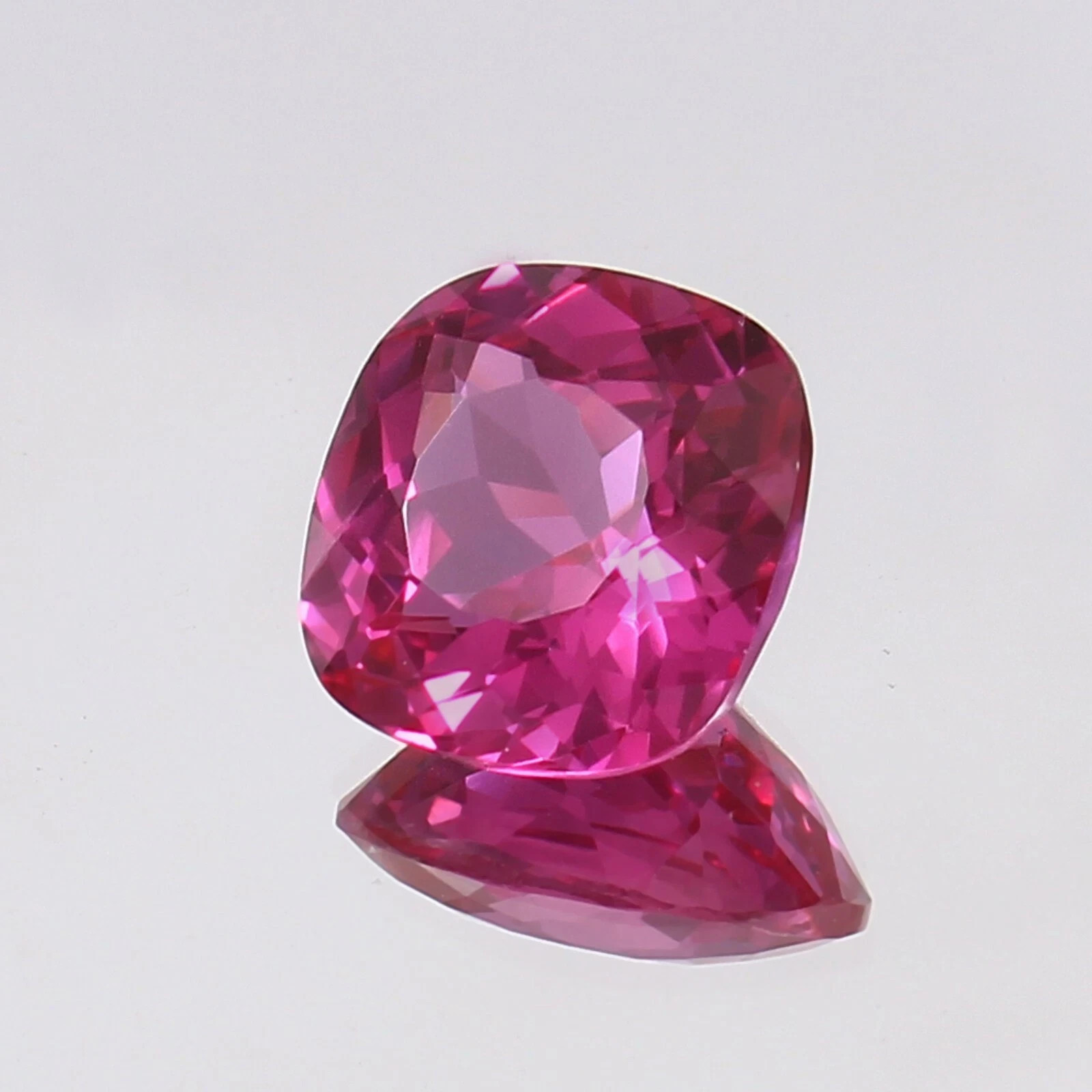 6.90 Ct Natural Flawless Pink Ceylon Sapphire Cushion Cut Loose Gemstone