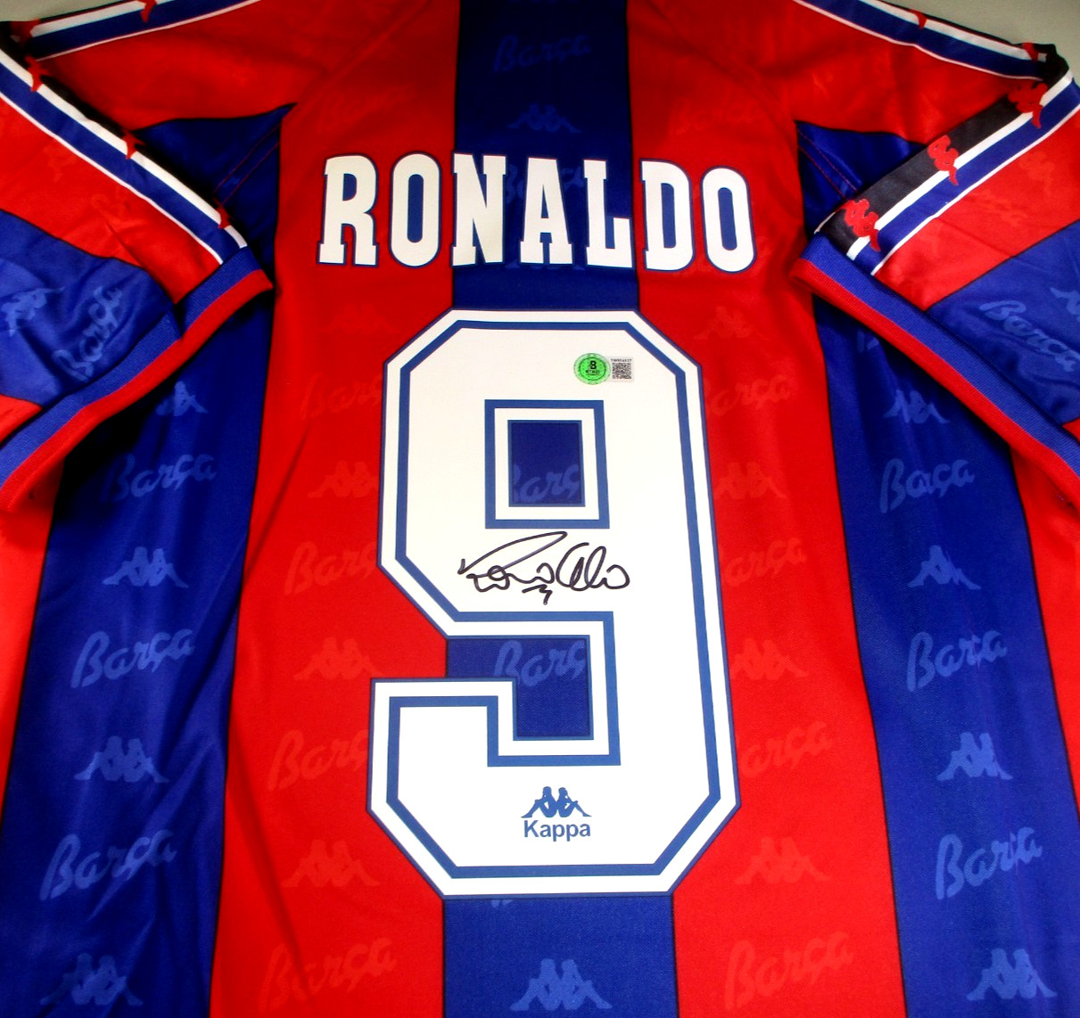 Ronaldo Nazario / Autographed F.C. Barcelona Kappa Pro Style Soccer Jersey / BAS