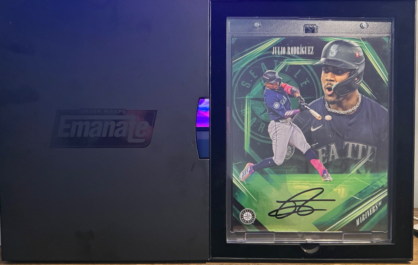 2026 Fanatics Under Wraps Emanate Julio Rodriguez Auto /99 Seattle Mariners OF 2026 Fanatics Under Wraps Emanate Julio Rodriguez Auto /99 Seattle Mariners OF
