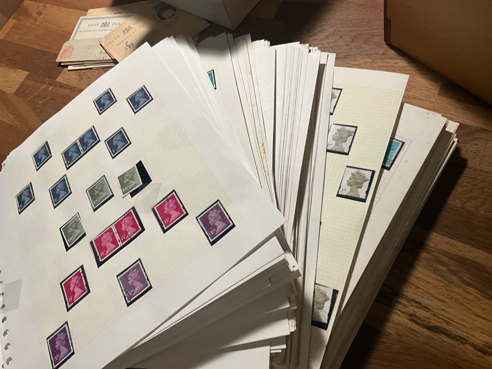 GB Definitive machin stamps to high vals 165+ leaves inc some mint lot 1 GB Definitive machin stamps to high vals 165+ leaves inc some mint lot 1