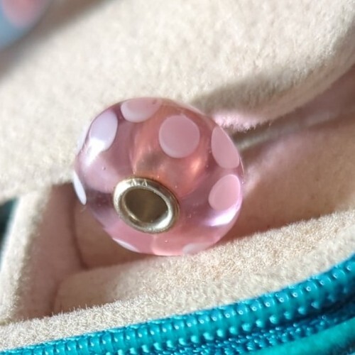 Authentic Trollbeads Dot large New & Retired charm beads Pink-Lilac Unique Authentic Trollbeads Dot large New & Retired charm beads Pink-Lilac Unique