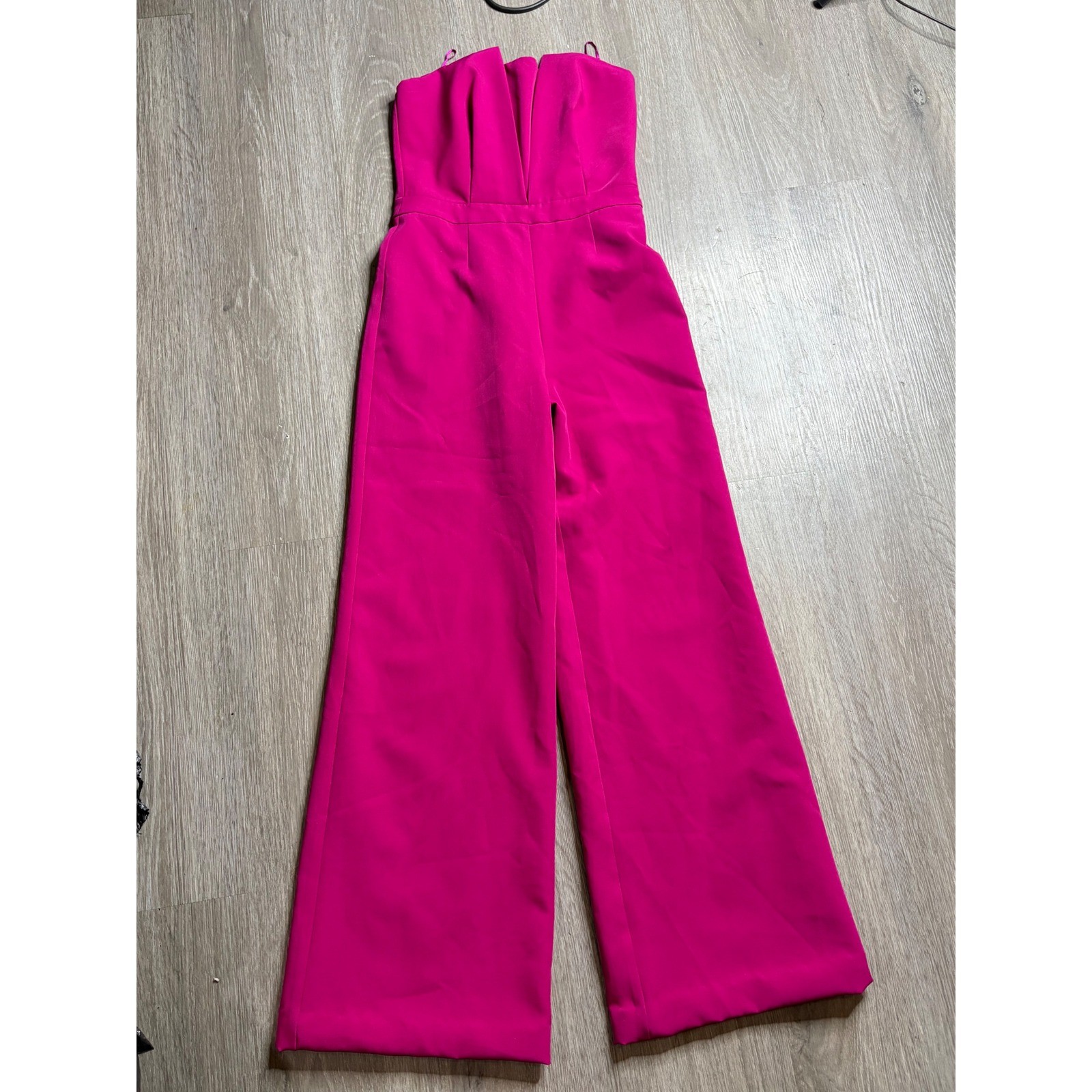 Trina Turk Magenta Pink Strapless Notched Wide Leg Jumpsuit Size 0 Trina Turk Magenta Pink Strapless Notched Wide Leg Jumpsuit Size 0