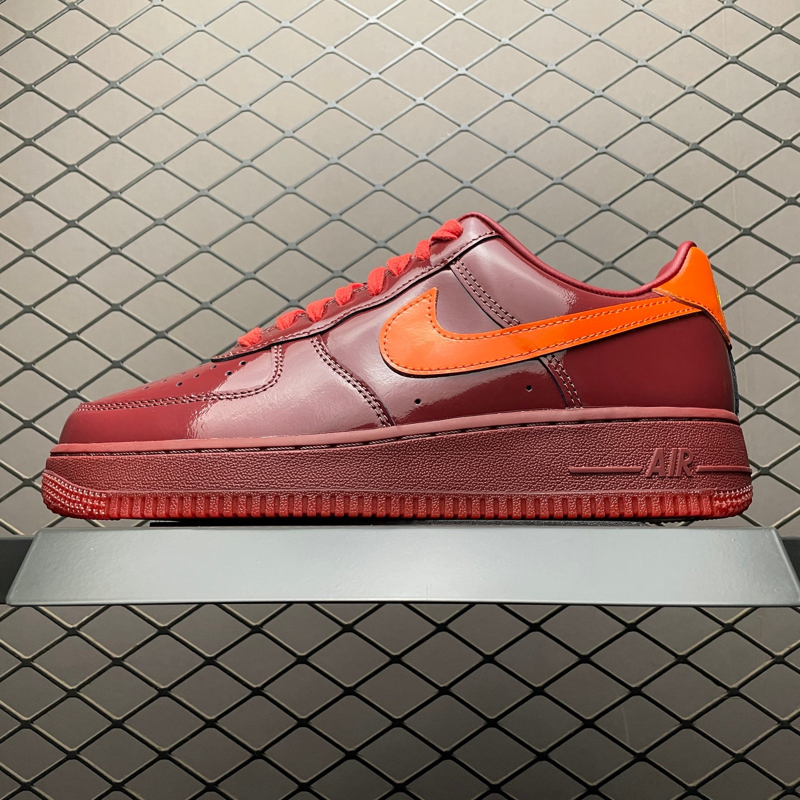 IO4489-601 Nk A Force 1 Low Patent Leather Pack Dark Team Red Safety Orange IO4489-601 Nk A Force 1 Low Patent Leather Pack Dark Team Red Safety Orange