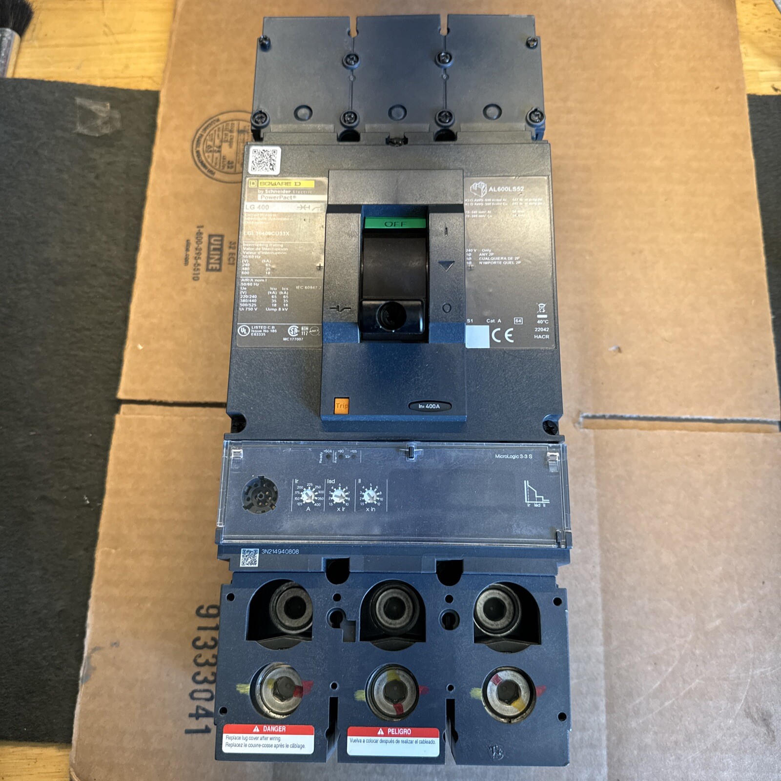 NEW TAKEOUT SQD LGL36400CU33X 400A 3 P 100% RATED Circuit Breaker NEW TAKEOUT SQD LGL36400CU33X 400A 3 P 100% RATED Circuit Breaker