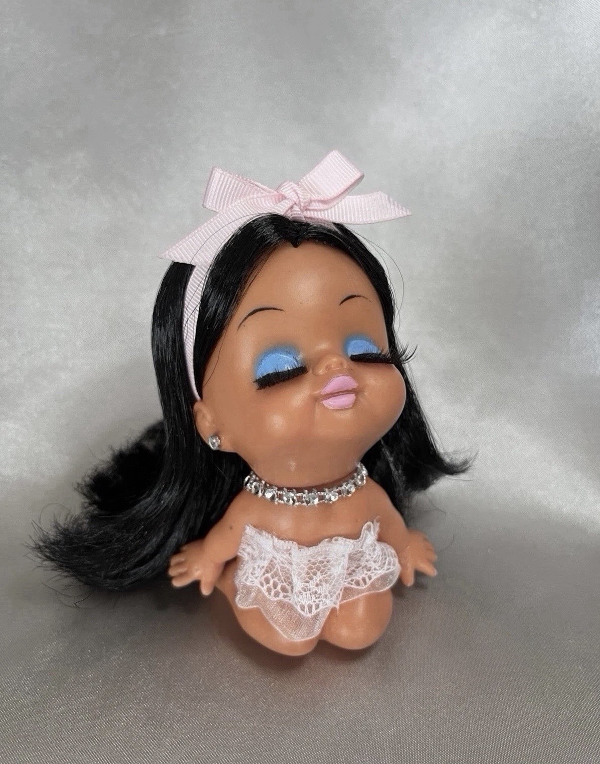 ArtistaJ OOAK Vtg Kitsch Kawaii Retro Kiss Me Cutie Soft Vinyl Sofubi Figurine ArtistaJ OOAK Vtg Kitsch Kawaii Retro Kiss Me Cutie Soft Vinyl Sofubi Figurine