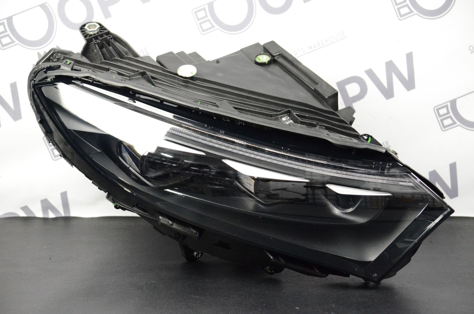 EURO Perfect 2023-2026 Mercedes EQS 450 580 SUV LED Headlight Right RH Side OEM EURO Perfect 2023-2026 Mercedes EQS 450 580 SUV LED Headlight Right RH Side OEM