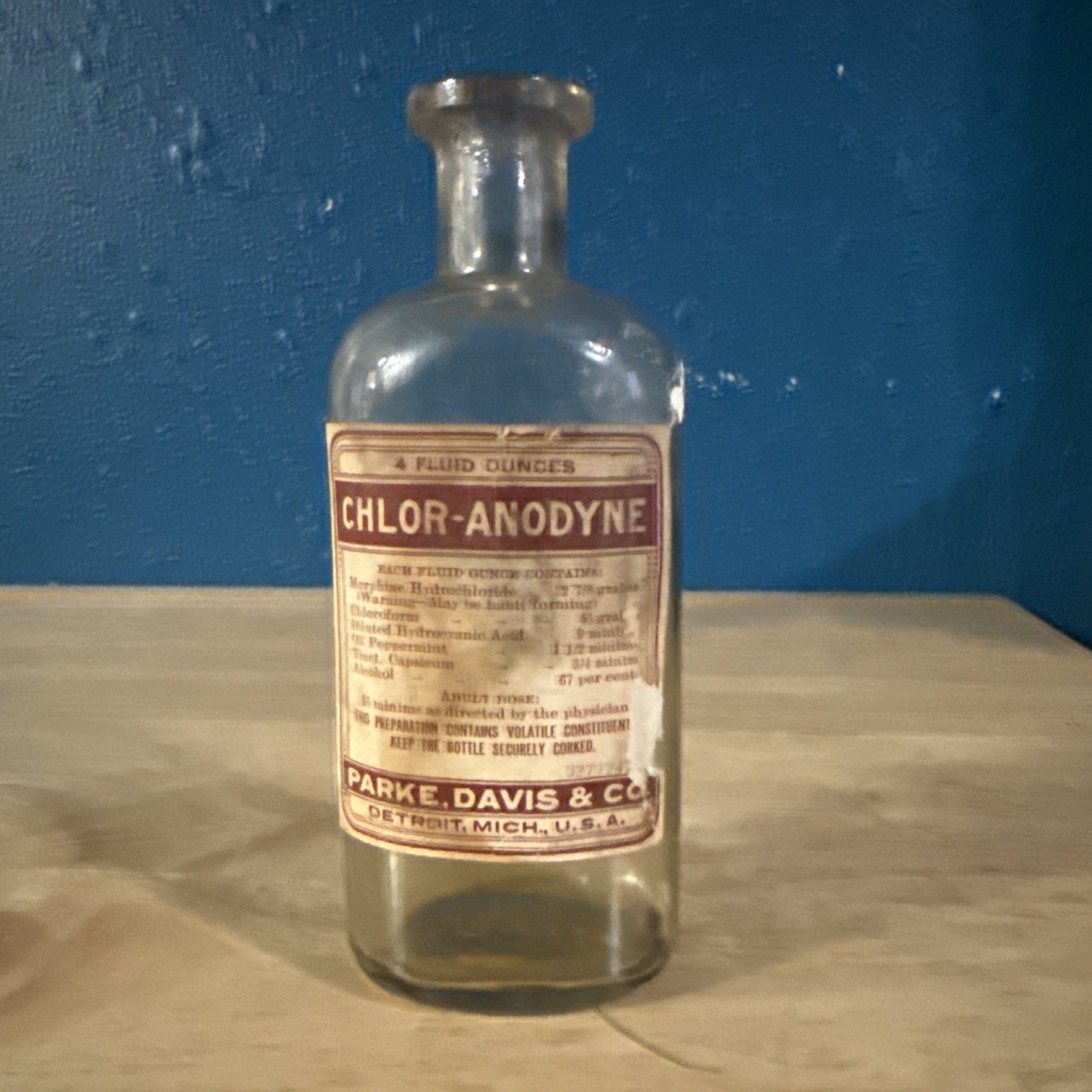Vintage Parke Davis Chlor-Anodyne 4 oz Medicine Bottle Morphine Chloroform Label Vintage Parke Davis Chlor-Anodyne 4 oz Medicine Bottle Morphine Chloroform Label