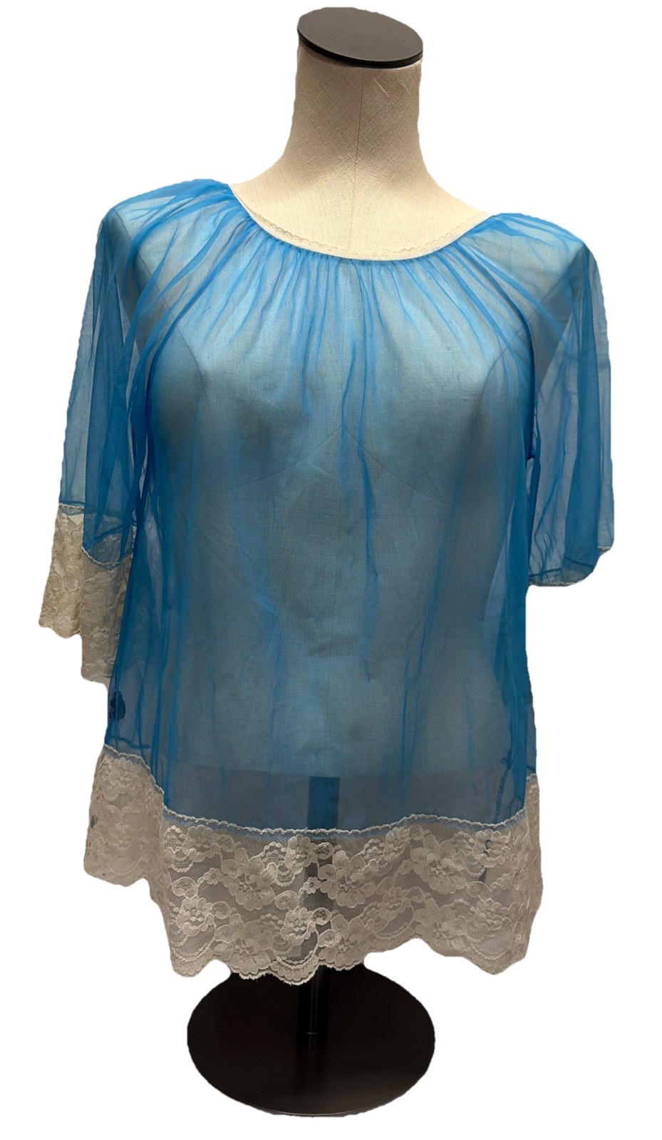 Vintage Women’s Blue Chiffon White Lace Short Bell Sleeve Nightgown Size S Vintage Women’s Blue Chiffon White Lace Short Bell Sleeve Nightgown Size S