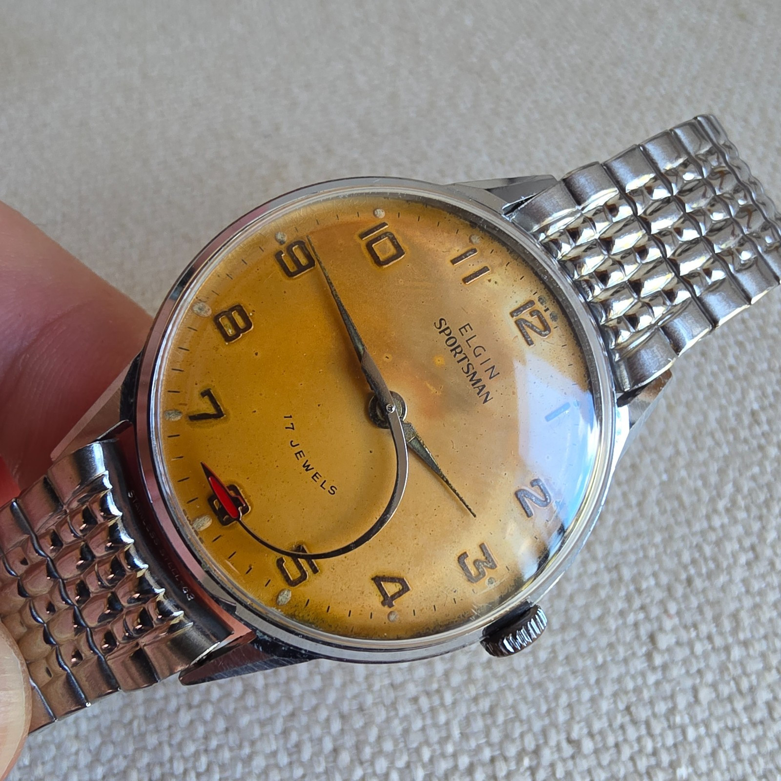 Vintage ELGIN sportsman men's manual wind watch Rocket second hand 1960s