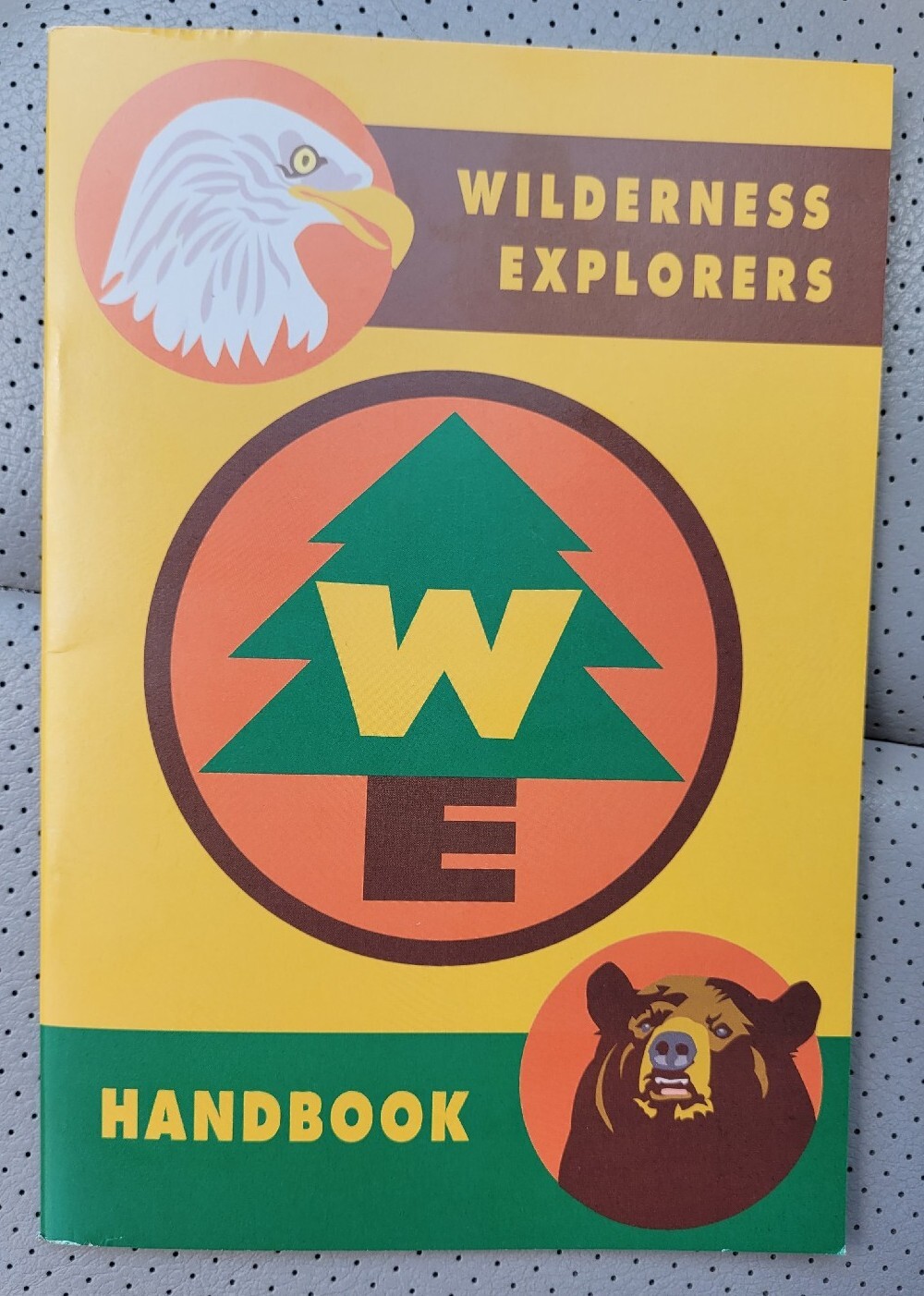 NEWEST version 0522 DISNEY ANIMAL KINGDOM WILDERNESS EXPLORER HANDBOOK latest 23 NEWEST version 0522 DISNEY ANIMAL KINGDOM WILDERNESS EXPLORER HANDBOOK latest 23