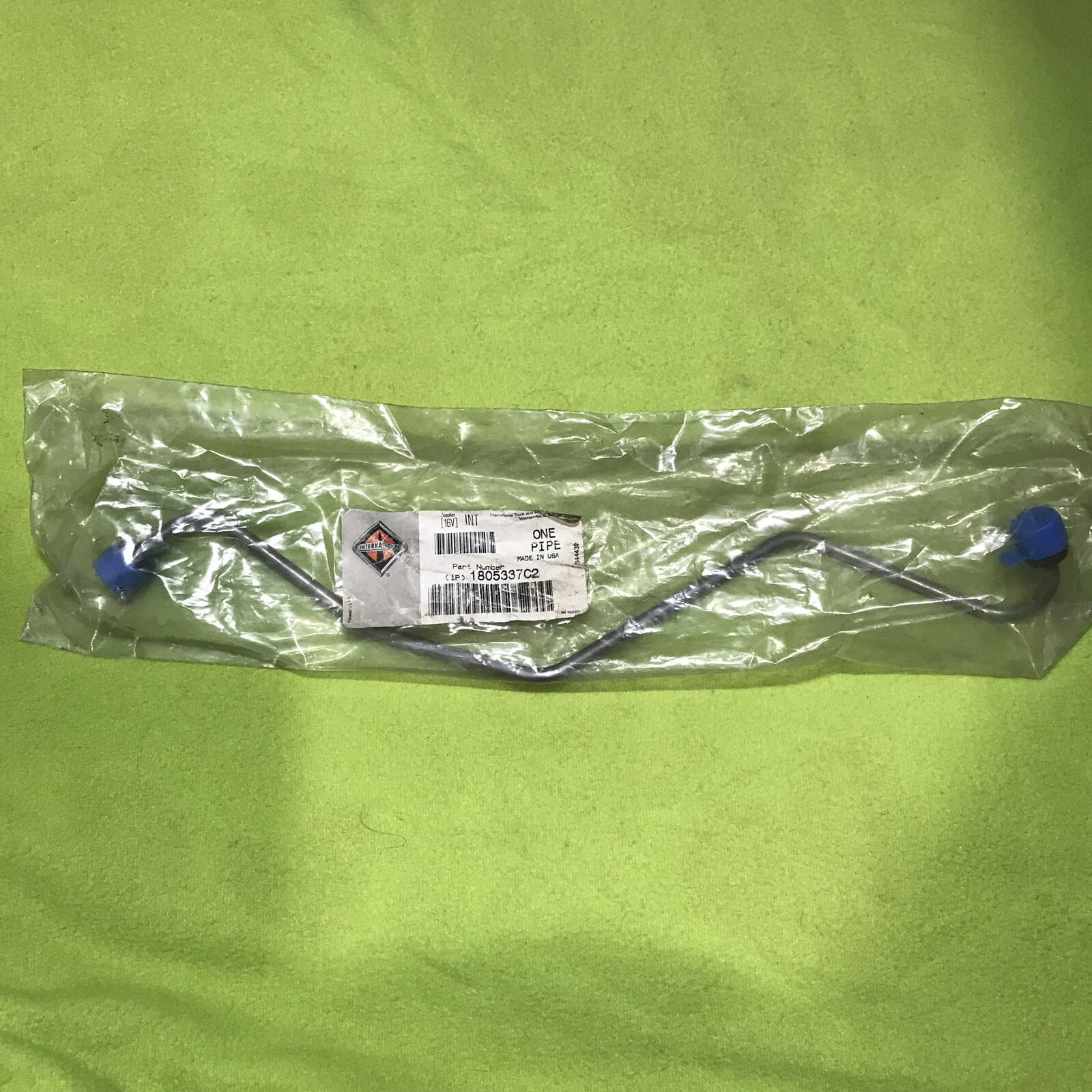New vintage international 83-94 6.9-7.3 IDI diesel fuel line part # 1805337c2 New vintage international 83-94 6.9-7.3 IDI diesel fuel line part # 1805337c2