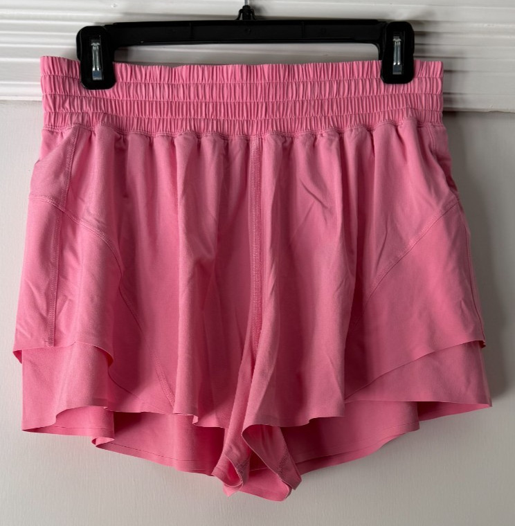 Lululemon Shake It Out High-Rise Running Short 2.5\ Lululemon Shake It Out High-Rise Running Short 2.5\