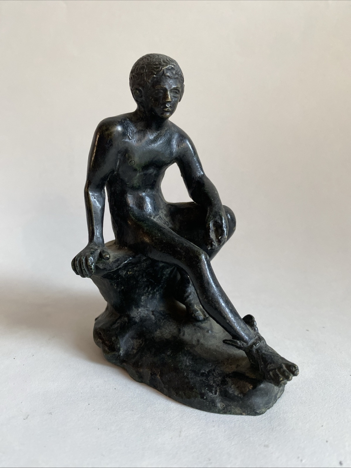 Handsome Italian Grand Tour Bronze Sculpture of Hermes/Hercules at Rest Tabletop